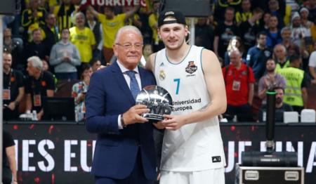 直线偷袭